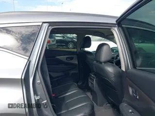 2023 Nissan Murano SV z VIN 5N1AZ2BJ6PC140912, wystawiony jako IAAI lot #42684601 z przebiegiem 52 272 mil mil oraz . Historia ofert i sprzedaży dostępna na DreamBid. Obrazek 8.