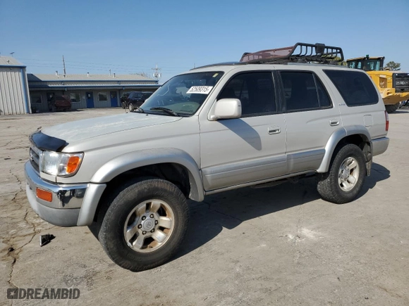 1998 Toyota 4Runner Limited with VIN JT3HN87R0W9017767, listed as a Copart auction lot 52509315 with 238,093 mi miles and Clean Title. Bid and sale history available at carsss.com. Image 1.