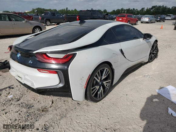2017 BMW i8 with VIN WBY2Z2C34HV676805, listed as a Copart auction lot 59118804 with 30,346 mi miles and Salvage Title. Bid and sale history available at carsss.com. Image 3.
