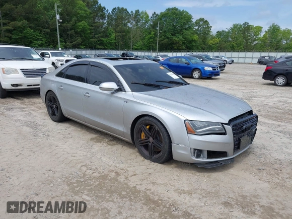 2011 Audi A8 z VIN WAUAVAFD7BN006743, wystawiony jako IAAI lot #42278486 z przebiegiem Nie podano mil oraz . Historia ofert i sprzedaży dostępna na DreamBid. Obrazek 1.