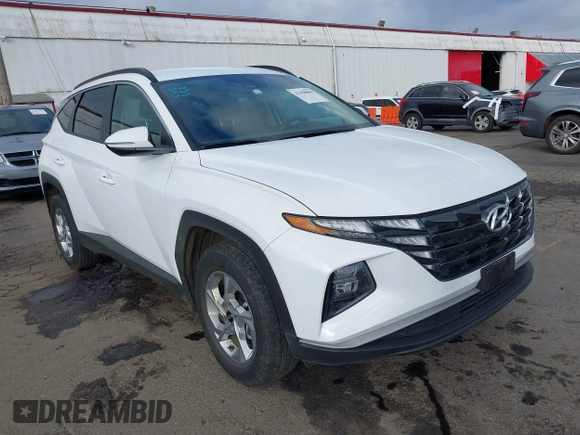 2023 Hyundai Tucson SEL with VIN 5NMJBCAE1PH284047, listed as a IAAI auction lot 41658005 with 16,521 mi miles. Bid and sale history available at carsss.com. Image 1.