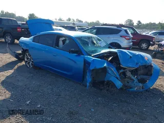 2015 Dodge Charger RT с VIN 2C3CDXCT4FH772199, выставлен на аукционе IAAI как лот 42830195 с пробегом Не указан миль и . История ставок и продаж доступна на DreamBid. Изображение 1.