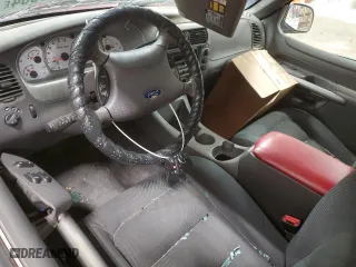2001 Ford Explorer Sport with VIN 1FMYU70E91UC26555, listed as a Copart auction lot 83839804 with 140,891 mi miles and Clean Title. Bid and sale history available at carsss.com. Image 8.