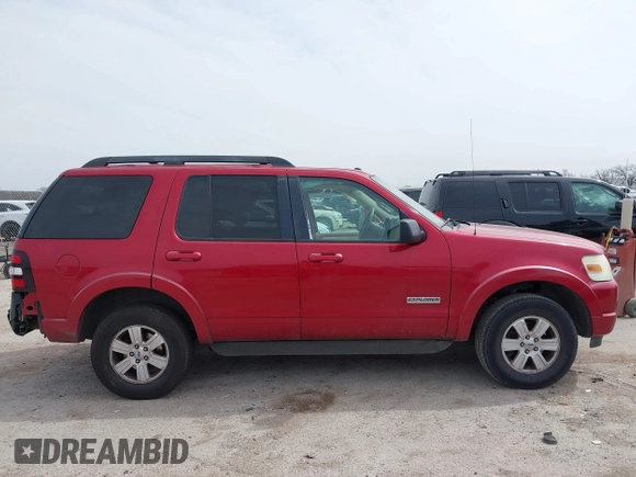 2008 Ford Explorer XLT z VIN 1FMEU63E78UA48891, wystawiony jako IAAI lot #41720120 z przebiegiem 217 578 mil mil oraz . Historia ofert i sprzedaży dostępna na DreamBid. Obrazek 13.