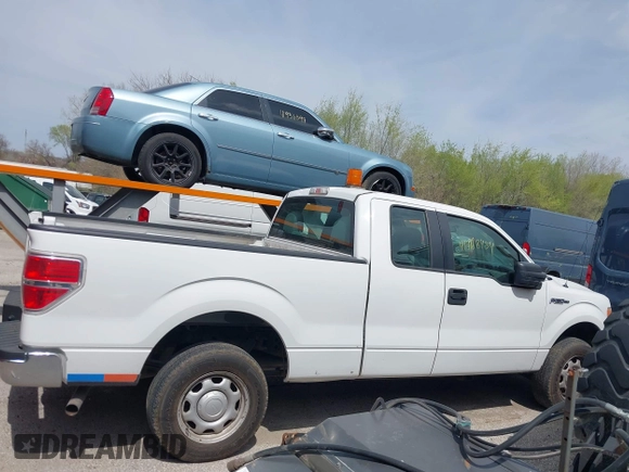 2012 Ford F-150 XL with VIN 1FTEX1EM9CKD38640, listed as a IAAI auction lot 41968454 with 188,557 mi miles. Bid and sale history available at carsss.com. Image 12.