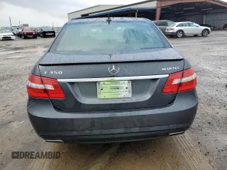 2013 Mercedes-Benz E-Class E 350 Luxury BlueTEC with VIN WDDHF2EB3DA743877, listed as a Copart auction lot 45130495 with 58,900 mi miles and Salvage Title. Bid and sale history available at carsss.com. Image 6.