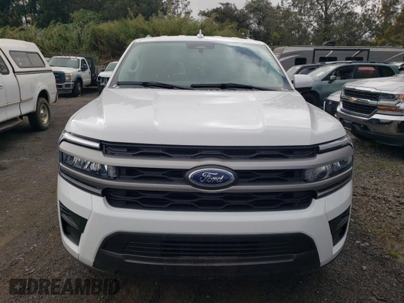 2023 Ford Expedition Max XLT с VIN 1FMJK1H82PEA58571, выставлен на аукционе Copart как лот 47899195 с пробегом 12 874 миль миль и Чистый • Clean title. История ставок и продаж доступна на DreamBid. Изображение 5.