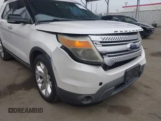 2014 Ford Explorer XLT z VIN 1FM5K7D88EGA03585, wystawiony jako IAAI lot #42443289 z przebiegiem 186 194 mil mil oraz . Historia ofert i sprzedaży dostępna na DreamBid. Obrazek 17.