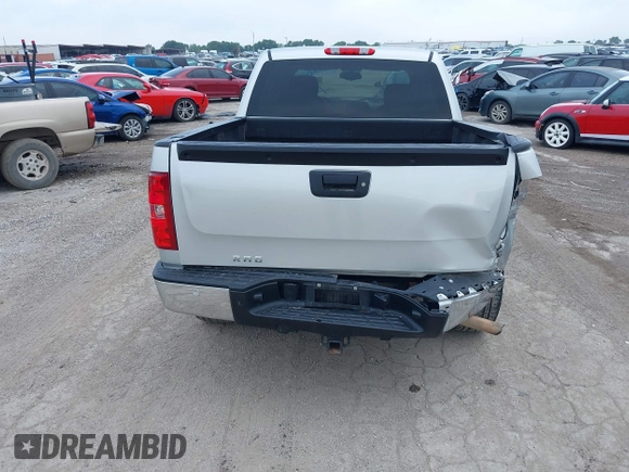 2011 Chevrolet Silverado 1500 LT with VIN 3GCPCSE06BG266809, listed as a IAAI auction lot 41840007 with 179,189 mi miles and . Bid and sale history available at DreamBid. Image 16.