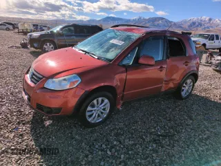 2013 Suzuki SX4 Crossover with VIN JS2YB5A36D6100468, listed as a Copart auction lot 81133544 with 56,816 mi miles and Salvage Title. Bid and sale history available at carsss.com. Image 1.