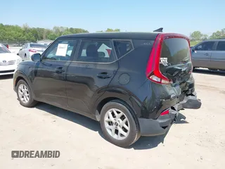 2022 Kia Soul LX with VIN KNDJ23AU6N7178009, listed as a IAAI auction lot 42066632 with 58,861 mi miles and . Bid and sale history available at DreamBid. Image 3.