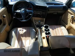 1987 BMW 3 Series 325i with VIN WBAAD2309H2446547, listed as a Copart auction lot 70882344 with 187,806 mi miles and Salvage Title. Bid and sale history available at carsss.com. Image 8.