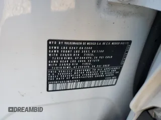2018 Volkswagen Tiguan SEL z VIN 3VV3B7AX3JM047891, wystawiony jako Copart lot #41615545 z przebiegiem 63 995 mil mil oraz Szkoda całkowita • Salvage title. Historia ofert i sprzedaży dostępna na DreamBid. Obrazek 15.