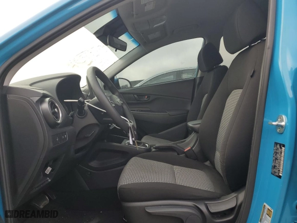 2022 Hyundai Kona SE with VIN KM8K22AB4NU785746, listed as a Copart auction lot 43788525 with 66,483 mi miles and Salvage Title. Bid and sale history available at carsss.com. Image 7.