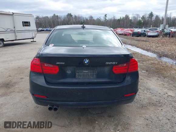 2013 BMW 3 Series 328i xDrive with VIN WBA3B5C5XDF597184, listed as a IAAI auction lot 42060785 with 205,559 mi miles. Bid and sale history available at carsss.com. Image 15.