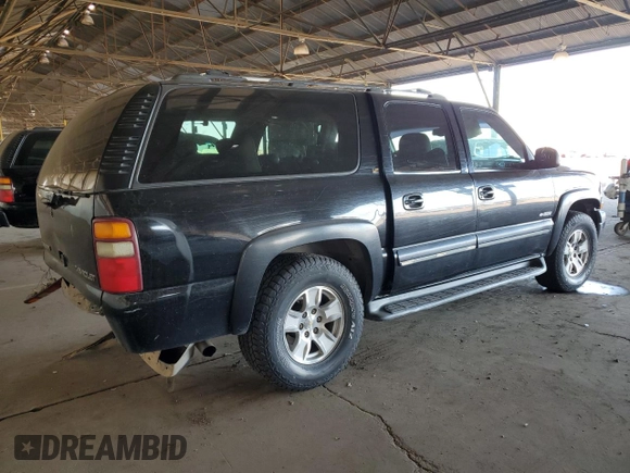 2000 Chevrolet Suburban LT with VIN 3GNFK16T3YG155880, listed as a Copart auction lot 86637484 with 232,678 mi miles and Salvage Title. Bid and sale history available at carsss.com. Image 3.
