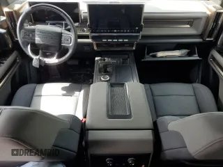 2024 GMC Hummer EV 2X with VIN 1GKB0NDE0RU109550, listed as a Copart auction lot 52746425 with 5,426 mi miles and Salvage Title. Bid and sale history available at carsss.com. Image 8.
