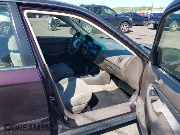 2000 Honda Civic EX with VIN 2HGEJ8643YH528913, listed as a IAAI auction lot 42144945 with 259,493 mi miles. Bid and sale history available at carsss.com. Image 5.