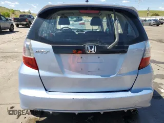 2010 Honda Fit Sport с VIN JHMGE8H6XAS006965, выставлен на аукционе Copart как лот 58011325 с пробегом 113 064 миль миль и Списание • Salvage title. История ставок и продаж доступна на DreamBid. Изображение 6.