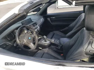 2020 BMW M2 z VIN WBA2N3C08L7E28563, wystawiony jako Copart lot #43156033 z przebiegiem Nie podano mil oraz . Historia ofert i sprzedaży dostępna na DreamBid. Obrazek 7.