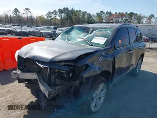 2011 Toyota Highlander Limited with VIN 5TDDK3EH4BS051707, listed as a IAAI auction lot 41913327 with Not provided miles and . Bid and sale history available at DreamBid. Image 6.