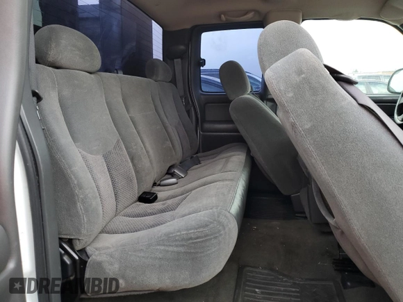 2004 Chevrolet Silverado 1500 LS with VIN 2GCEC19V041101826, listed as a Copart auction lot 50563575 with 215,161 mi miles and Salvage Title. Bid and sale history available at carsss.com. Image 10.