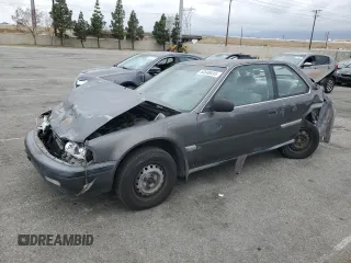 1990 Honda Accord z VIN 1HGCB7259LA070086, wystawiony jako Copart lot #53546415 z przebiegiem 173 442 mil mil oraz Szkoda całkowita • Salvage title. Historia ofert i sprzedaży dostępna na DreamBid. Obrazek 1.