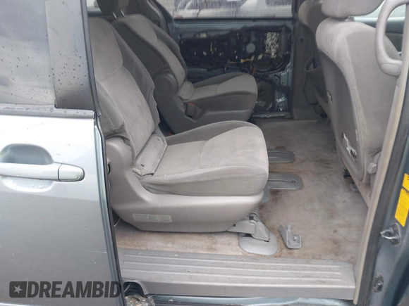 2008 Toyota Sienna CE with VIN 5TDZK23C58S177543, listed as a IAAI auction lot 41848850 with 226,347 mi miles. Bid and sale history available at carsss.com. Image 8.