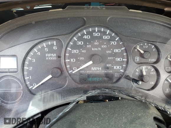 2002 Chevrolet Avalanche with VIN 3GNEC13T52G282702, listed as a Copart auction lot 62172665 with 184,024 mi miles and Salvage title. Bid and sale history available at DreamBid. Image 9.