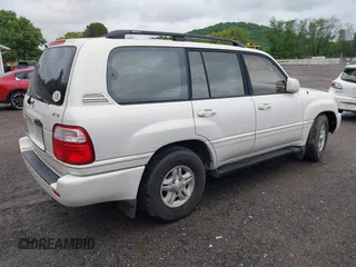 1998 Lexus LX 470 z VIN JT6HT00W9W0007768, wystawiony jako IAAI lot #42322883 z przebiegiem 227 546 mil mil oraz . Historia ofert i sprzedaży dostępna na DreamBid. Obrazek 4.