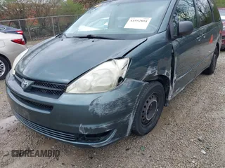 2005 Toyota Sienna CE with VIN 5TDZA23C15S313939, listed as a IAAI auction lot 41952894 with 268,191 mi miles. Bid and sale history available at carsss.com. Image 17.
