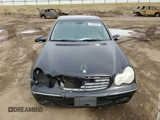 2004 Mercedes-Benz C 240 with VIN WDBRF81J54F458372, listed as a Copart auction lot 49205505 with 200,240 mi miles and Non repairable. Bid and sale history available at DreamBid. Image 5.