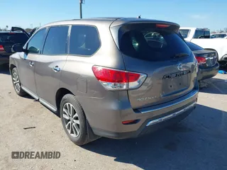 2013 Nissan Pathfinder Platinum with VIN 5N1AR2MNXDC678198, listed as a IAAI auction lot 41647304 with 196,601 mi miles. Bid and sale history available at carsss.com. Image 3.