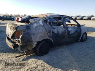 2015 Nissan Versa SV z VIN 3N1CN7AP3FL817657, wystawiony jako Copart lot #42966555 z przebiegiem Nie podano mil oraz Nie do naprawy • Non repairable. Historia ofert i sprzedaży dostępna na DreamBid. Obrazek 3.