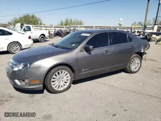 2011 Ford Fusion Hybrid with VIN 3FADP0L39BR329534, listed as a Copart auction lot 69272883 with 191,524 mi miles and Salvage Title. Bid and sale history available at carsss.com. Image 1.