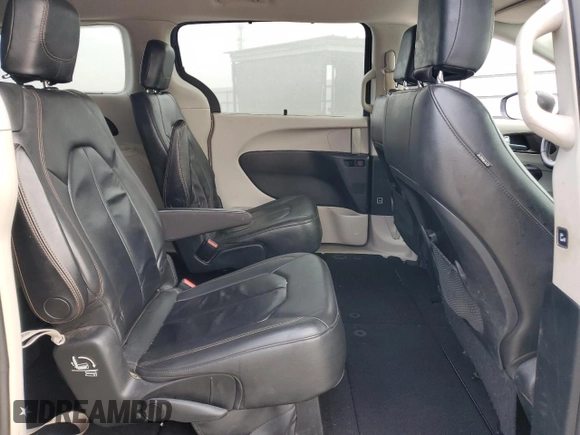 2017 Chrysler Pacifica Touring L with VIN 2C4RC1BG4HR593152, listed as a Copart auction lot 87869615 with 83,292 mi miles and Salvage Title. Bid and sale history available at DreamBid. Image 12.