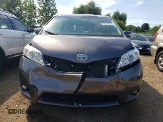2013 Toyota Sienna XLE with VIN 5TDDK3DC1DS056128, listed as a Copart auction lot 65143524 with 64,132 mi miles and Salvage title. Bid and sale history available at DreamBid. Image 5.