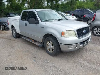 2004 Ford F-150 XL с VIN 1FTPX12594NC24272, выставлен на аукционе IAAI как лот 42630837 с пробегом 191 936 миль миль и . История ставок и продаж доступна на DreamBid. Изображение 1.