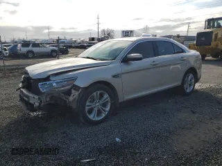 2017 Ford Taurus SEL with VIN 1FAHP2H83HG117200, listed as a Copart auction lot 47686065 with 104,208 mi miles and Salvage title. Bid and sale history available at DreamBid. Image 1.