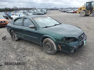 2000 Nissan Maxima GXE z VIN JN1CA31D7YT522165, wystawiony jako Copart lot #47566965 z przebiegiem 336 529 mil mil oraz Czysty tytuł • Clean title. Historia ofert i sprzedaży dostępna na DreamBid. Obrazek 4.