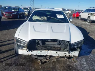 2013 Dodge Charger RT with VIN 2C3CDXCT2DH664760, listed as a IAAI auction lot 41281481 with 93,086 mi miles and . Bid and sale history available at carsss.com. Image 6.