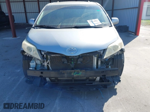 2011 Toyota Sienna XLE AAS with VIN 5TDYK3DC5BS148776, listed as a IAAI auction lot 41525078 with 177,154 mi miles and . Bid and sale history available at DreamBid. Image 6.