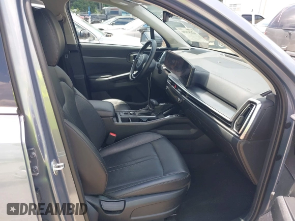 2024 Kia Sorento S with VIN 5XYRL4JC5RG266314, listed as a IAAI auction lot 42557490 with 17,720 mi miles and . Bid and sale history available at DreamBid. Image 5.