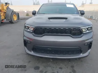 2023 Dodge Durango SRT 392 Premium z VIN 1C4SDJGJ2PC692935, wystawiony jako IAAI lot #41029734 z przebiegiem 7 191 mil mil oraz . Historia ofert i sprzedaży dostępna na DreamBid. Obrazek 12.