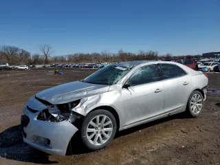 2015 Chevrolet Malibu LT with VIN 1G11D5SL1FF148539, listed as a Copart auction lot 47570905 with 118,809 mi miles and Salvage Title. Bid and sale history available at carsss.com. Image 1.