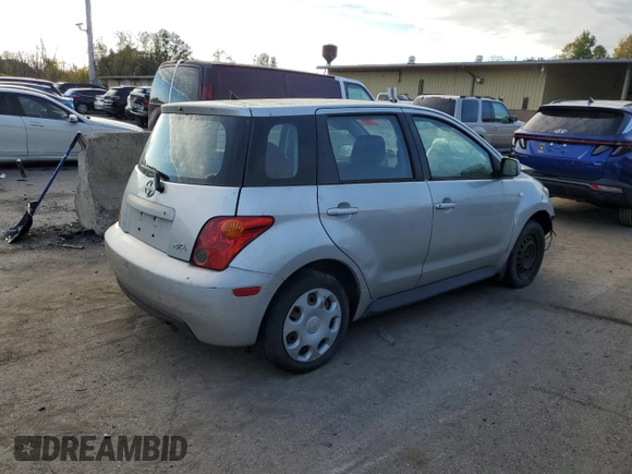 2005 Scion xA z VIN JTKKT624550121979, wystawiony jako Copart lot #73280404 z przebiegiem Nie podano mil oraz Szkody całkowita. Historia ofert i sprzedaży dostępna na DreamBid. Obrazek 3.