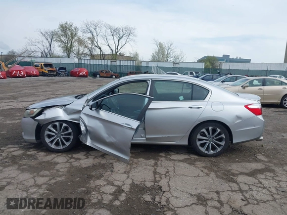 2014 Honda Accord Sedan Sport with VIN 1HGCR2F53EA134778, listed as a IAAI auction lot 41951952 with 225,219 mi miles. Bid and sale history available at carsss.com. Image 15.