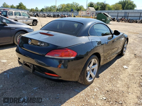 2009 BMW Z4 sDrive30i with VIN WBALM535X9E161734, listed as a Copart auction lot 69882644 with 128,815 mi miles and Non Repairable. Bid and sale history available at carsss.com. Image 4.