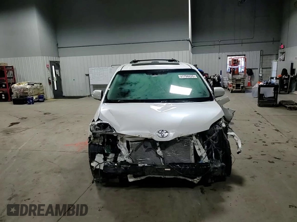 2015 Toyota Sienna Ltd with VIN 5TDDK3DC2FS098083, listed as a Copart auction lot 41796635 with 140,381 mi miles and Salvage Title. Bid and sale history available at carsss.com. Image 12.