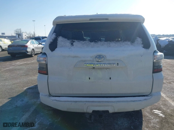 2022 Toyota 4Runner SR5 Premium with VIN JTENU5JR0N6058842, listed as a IAAI auction lot 41405515 with 27,480 mi miles. Bid and sale history available at carsss.com. Image 16.